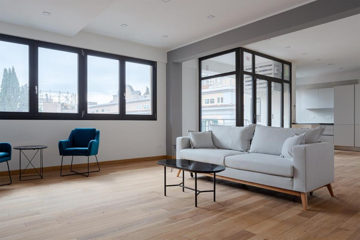 Vesta 2 Apartment Rom