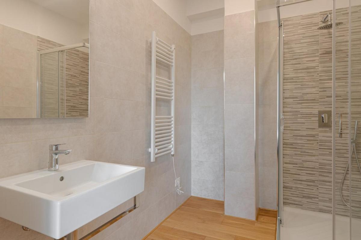 Apartment Vesta 2 Rom